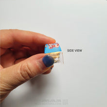 Load image into Gallery viewer, 4pc customized lightup keycap fidget keychain (pick 4 designs)